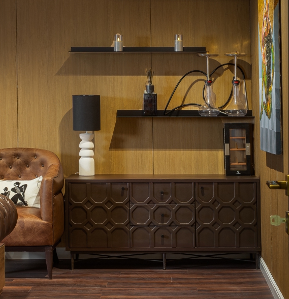 Intimate lounge seating area